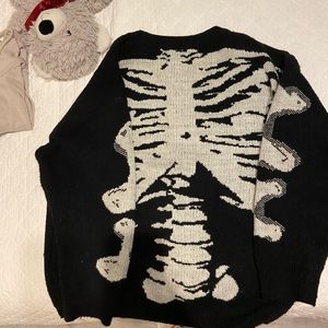 Black spine/bone sweater